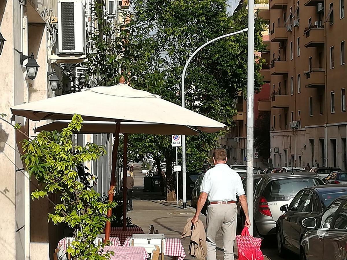 Roma Metro Furio Camillo Apartment ภายนอก รูปภาพ